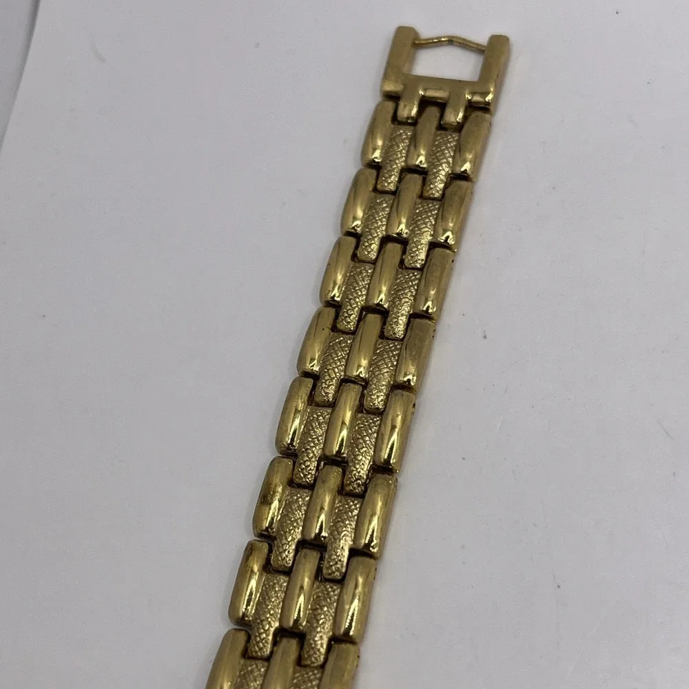 Geneva Women's Quartz Watch Gold 7
